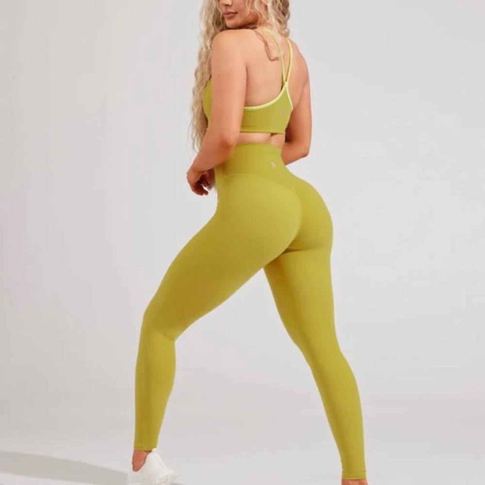 Buffbuny Rosa Legging, Color Groovy Green, XS, Ultra High Rise, Nubre Materia